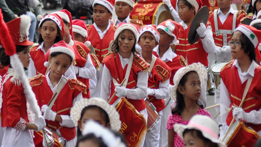 Antara Maulid dan Natal