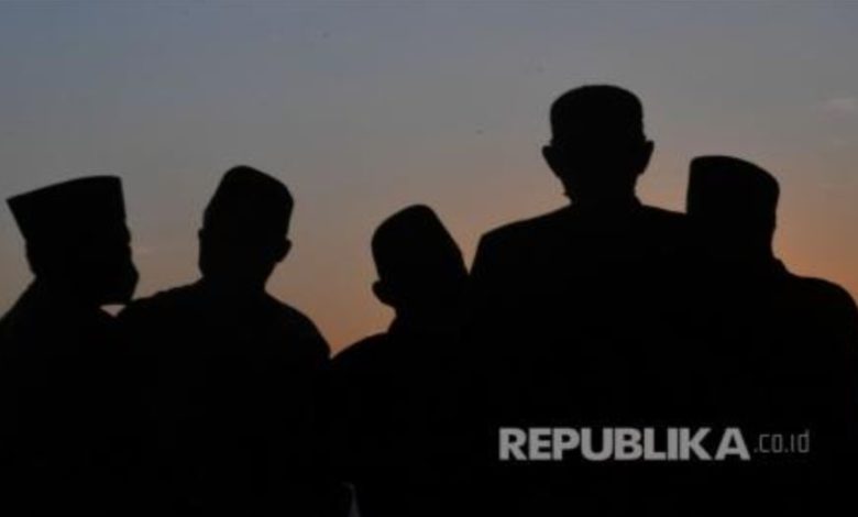 Menyikapi Ulama Penghujat Sesama