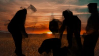 Para Pemuja Sungguh Hina