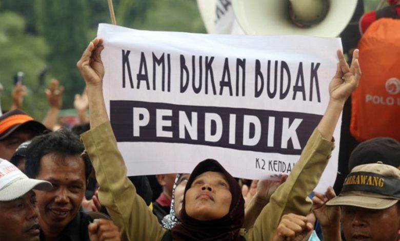 Potret Suram Buruh Pendidikan