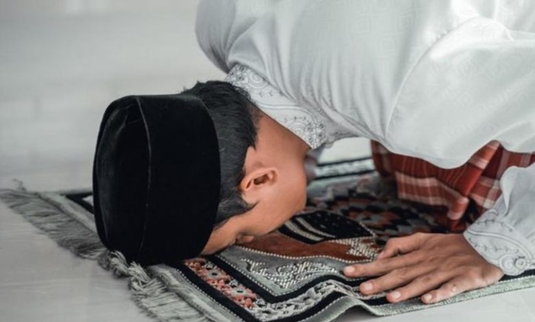 Mengapa Manusia Butuh Shalat?
