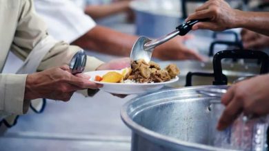 Hukum Hadiah Makanan dari Tetangga Kafir